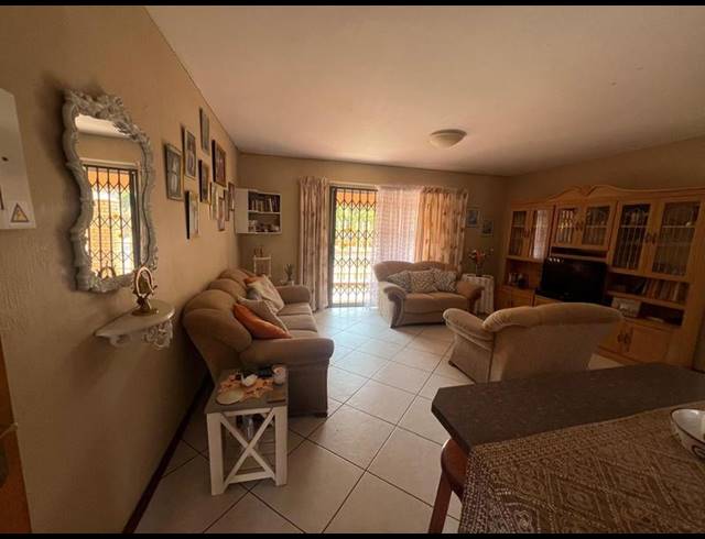 2 BEDROOM APARTMENT FOR SALE IN HELIKONPARK